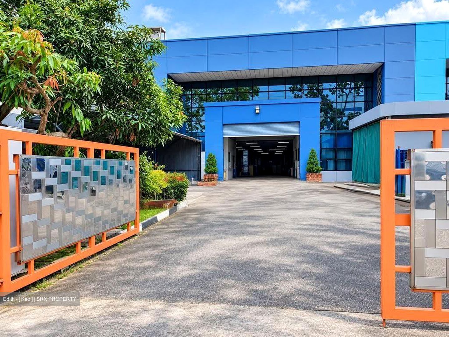 Loyang Walk (D17), Factory #630079841
